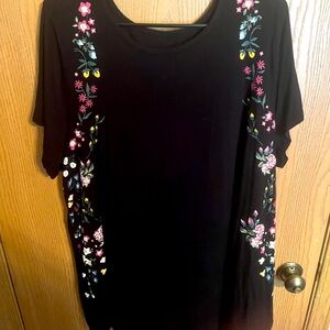 Torrid super soft black tshirt